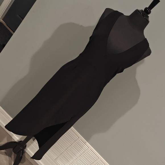 Abercrombie & Fitch Black Asymmetrical Dress - Picture 2 of 5